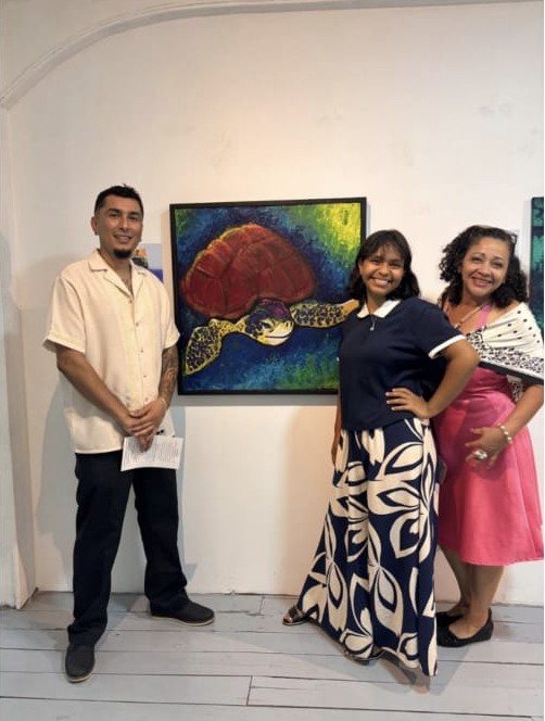 Darlin, Abuela and Osmin Flores